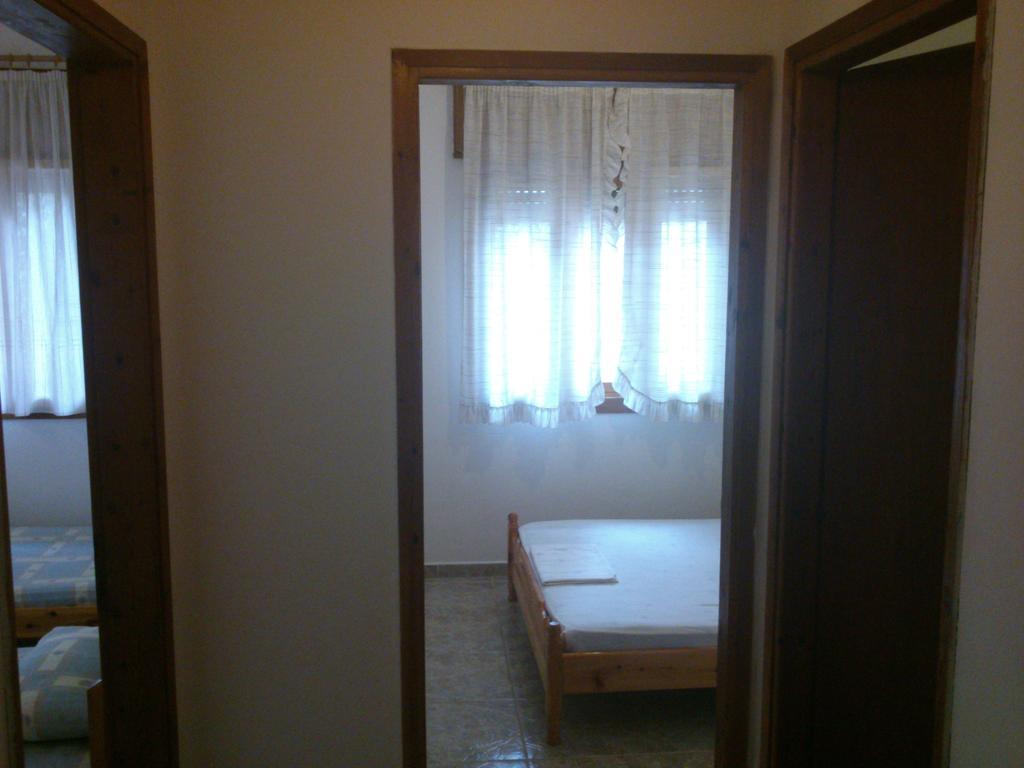 Kalaitzis Apartments Kalyves Polygyrou Kamer foto